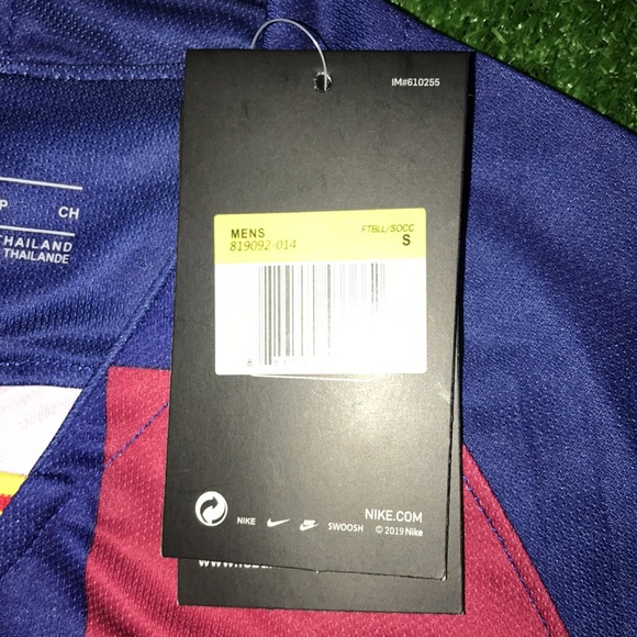 Nike FC Barcelona 2019-2020 Men’s Home Soccer Jersey🆕 - Picture 11 of 15
